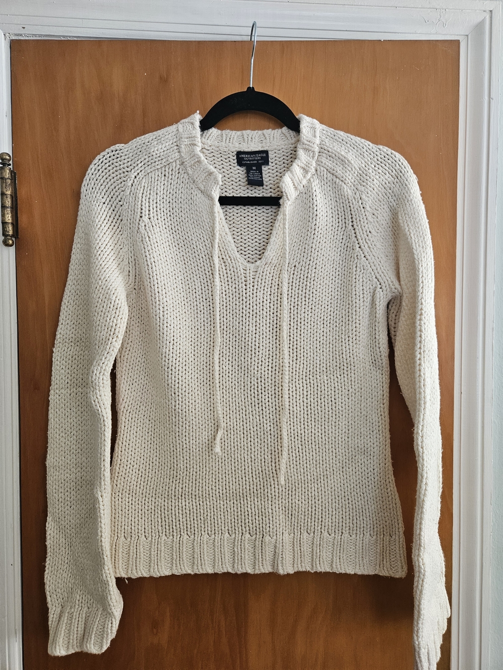 American Eagle Outfitters Cream V-Neck Knit Sweater